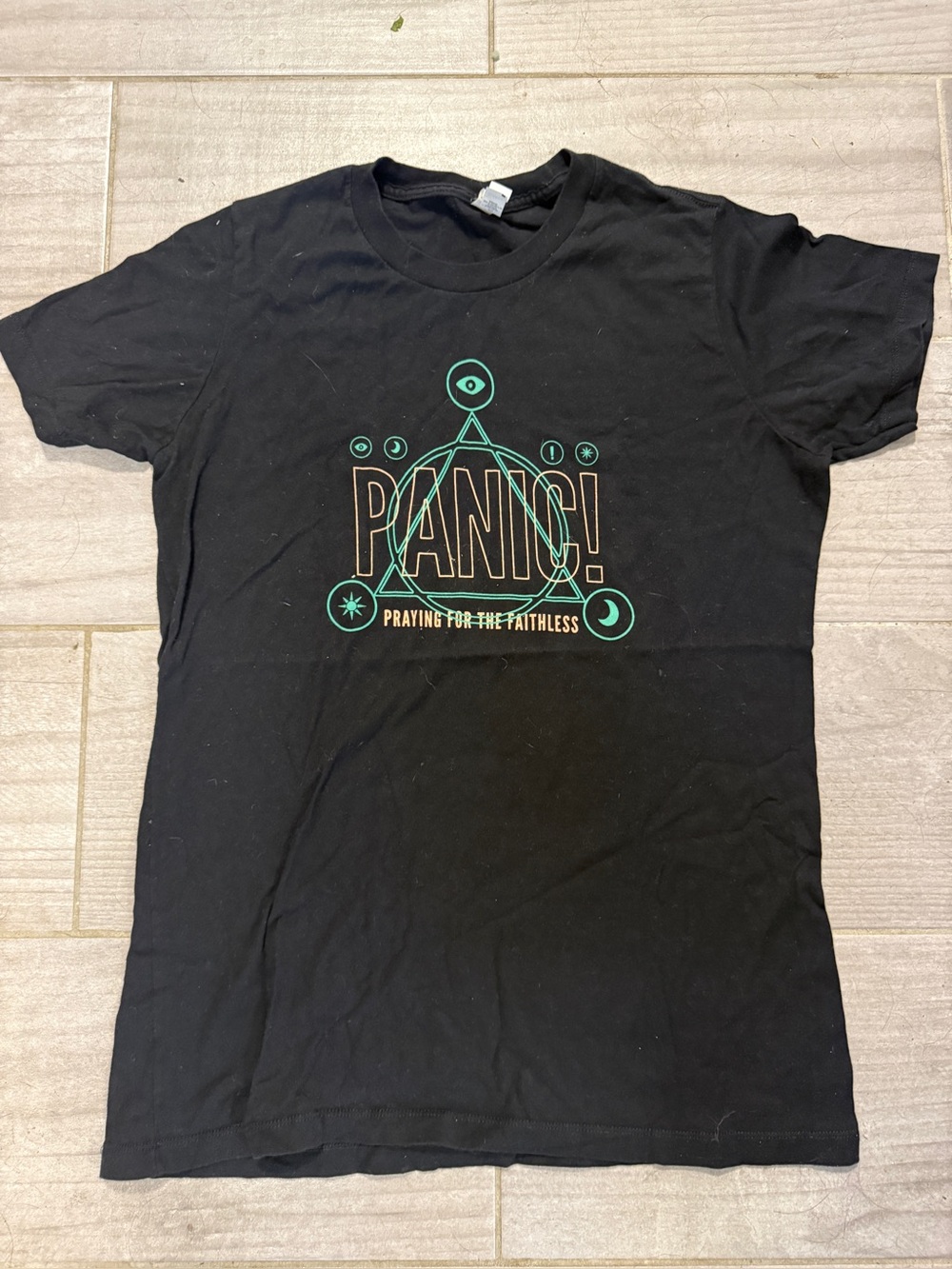 Panic! At the disco “praying for the faithless” Black Graphic Tee size - XL